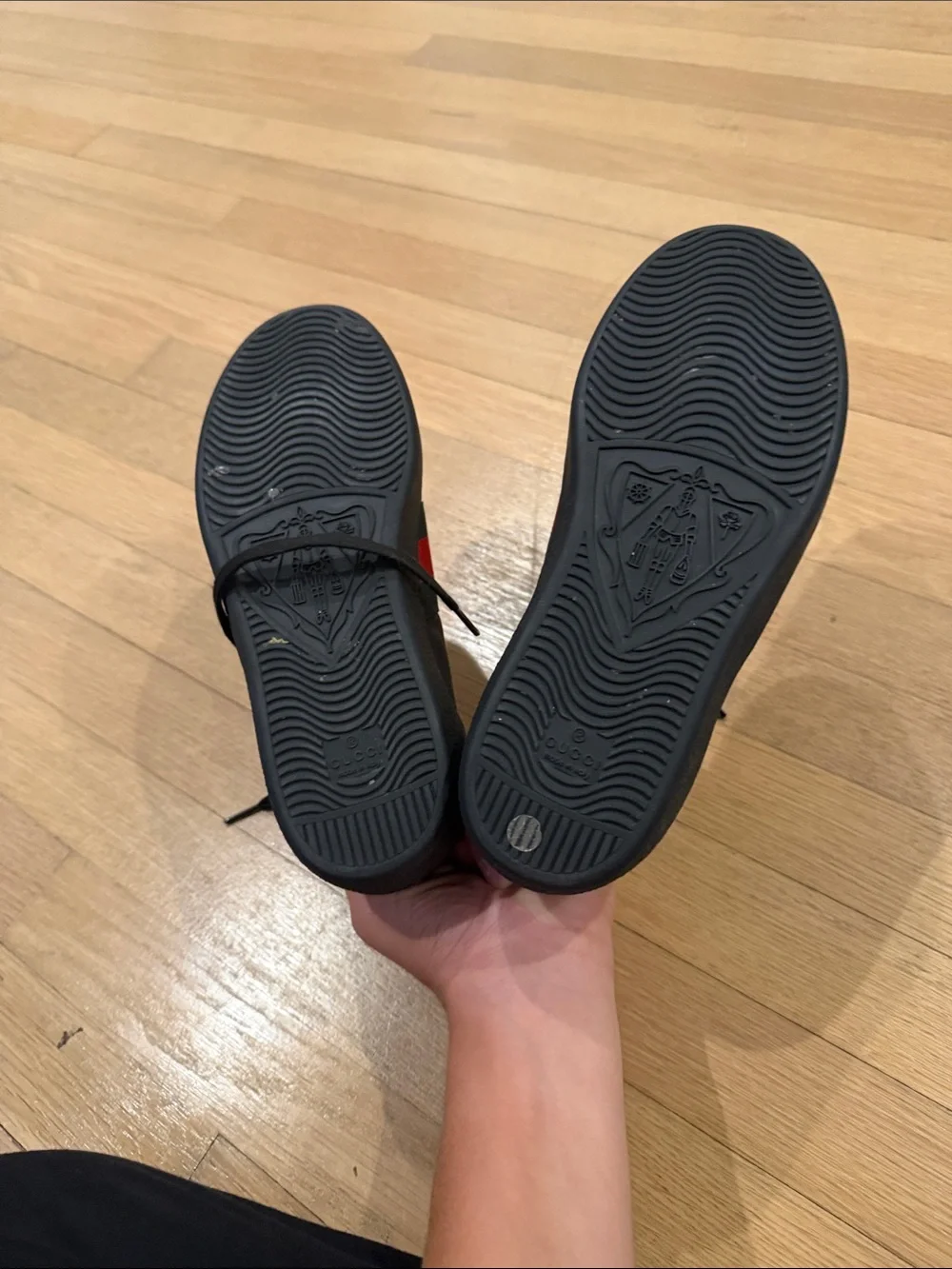 Gucci Black Leather Sneakers men’s 8 women’s 9.5 Runs big